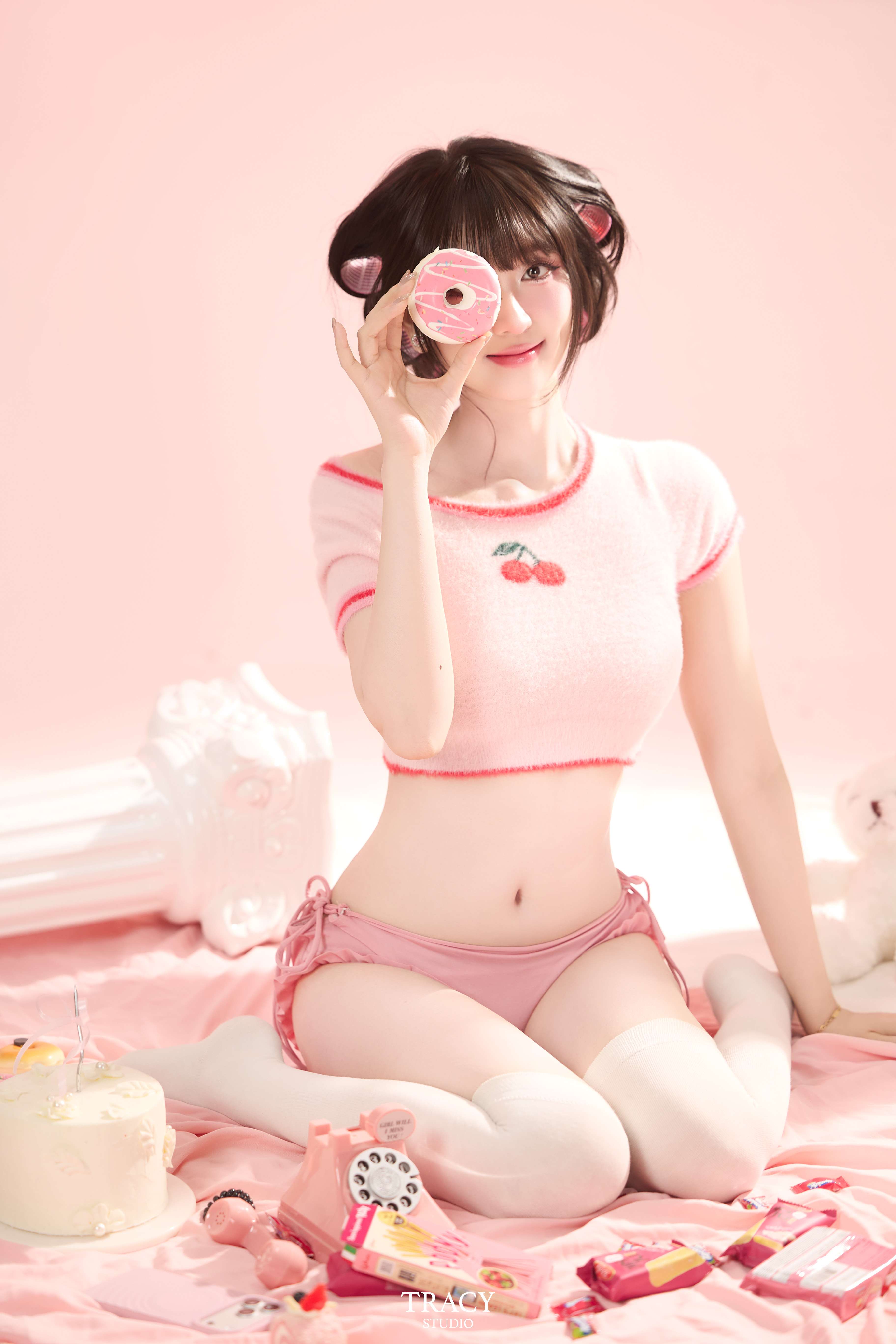 tracy studio chụp concept birthday pink